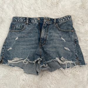 Zara jean shorts!
